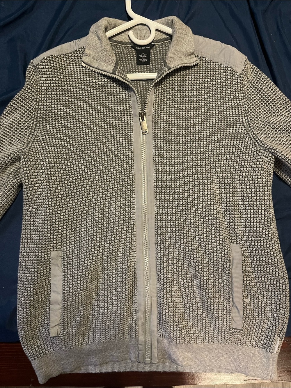 Calvin Klein Men’s Light Gray Textured Full-Zip Sweater Jacket